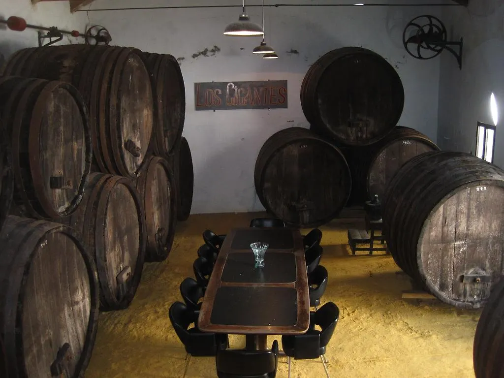 Cortijo El Pinar Guest House Montilla