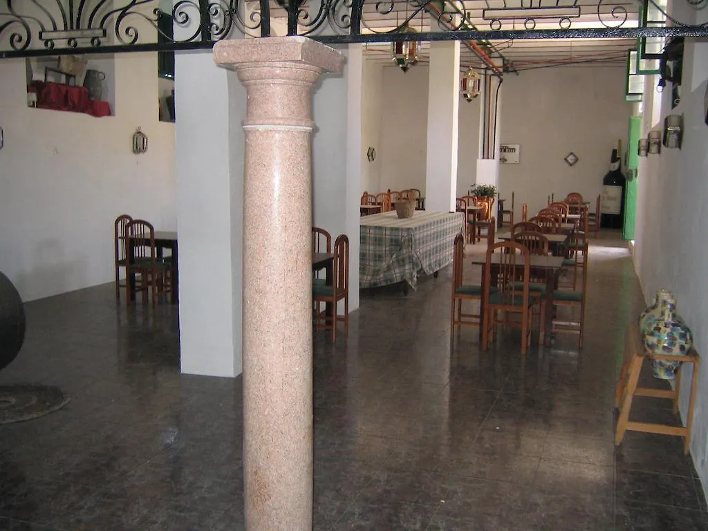 Cortijo El Pinar Guest House Montilla 0*,