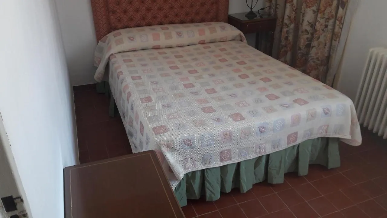 Cortijo El Pinar Guest House Montilla 0*,